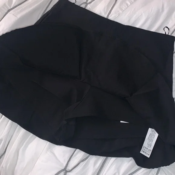 Zara ruffle mini skirt - Picture 3 of 5